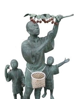 佐藤栄助翁銅像