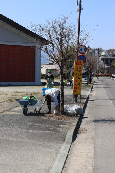 雑草取り