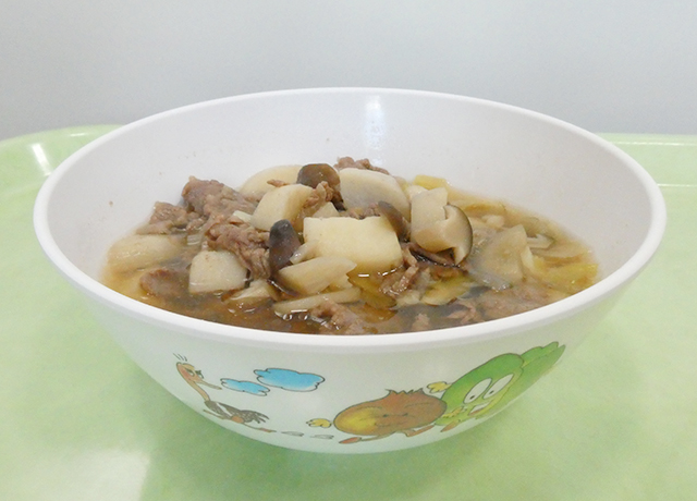 子どもたちと一緒に作った芋煮