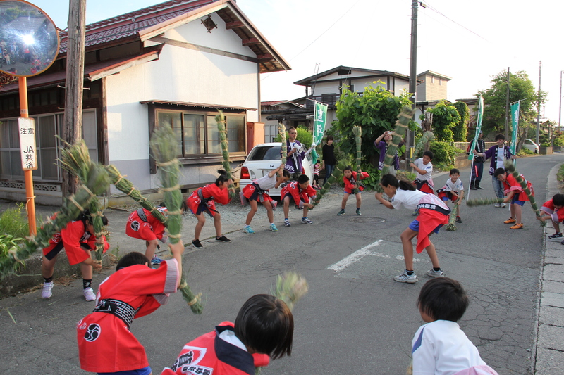 藤助新田菖蒲叩行事