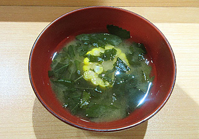 とうもろこしのみそ汁